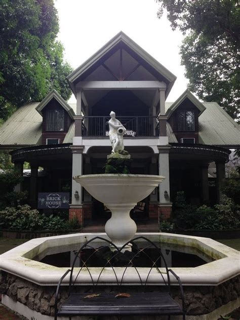38 Guimba Hotels from P1,981 .